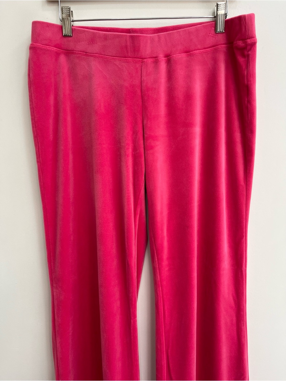 Juicy Couture Hot Pink Velour Track Suit Rhinestone Bum Size Medium - Picture 10 of 16